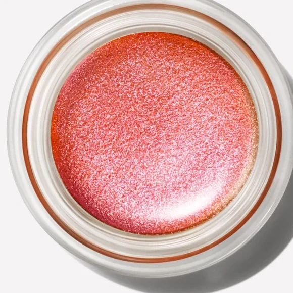 NIB MAC BABE in CHARMS PRO LONGWEAR
PAINT POT🍑 - Picture 2 of 9